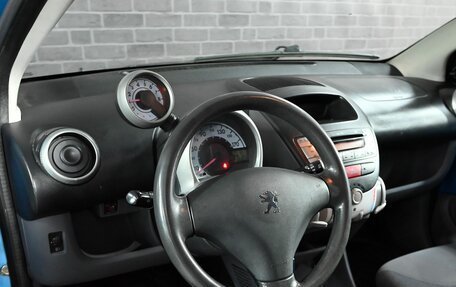 Peugeot 107 I рестайлинг, 2007 год, 295 000 рублей, 12 фотография