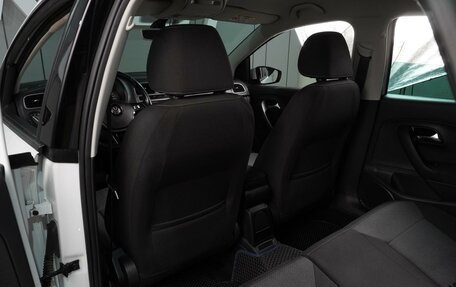 Volkswagen Polo VI (EU Market), 2015 год, 999 000 рублей, 11 фотография