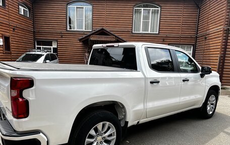 Chevrolet Silverado, 2020 год, 6 000 000 рублей, 9 фотография