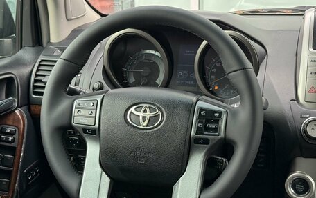 Toyota Land Cruiser Prado 150 рестайлинг 2, 2010 год, 2 515 000 рублей, 16 фотография