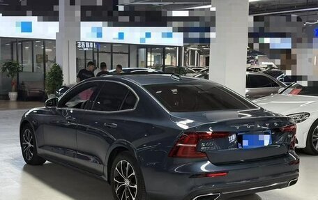 Volvo S60 III, 2022 год, 2 500 000 рублей, 6 фотография