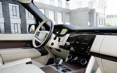 Land Rover Range Rover IV рестайлинг, 2023 год, 20 600 000 рублей, 15 фотография
