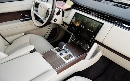 Land Rover Range Rover IV рестайлинг, 2023 год, 20 600 000 рублей, 16 фотография