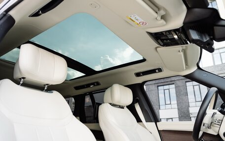Land Rover Range Rover IV рестайлинг, 2023 год, 20 600 000 рублей, 13 фотография