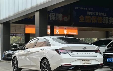 Hyundai Elantra, 2022 год, 1 570 000 рублей, 8 фотография