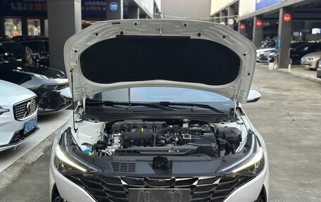 Hyundai Elantra, 2022 год, 1 570 000 рублей, 9 фотография