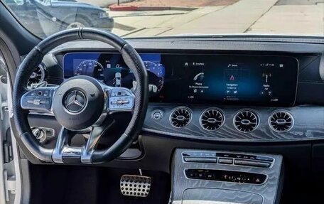 Mercedes-Benz CLS, 2021 год, 5 900 000 рублей, 18 фотография