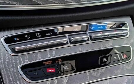 Mercedes-Benz CLS, 2021 год, 5 900 000 рублей, 24 фотография