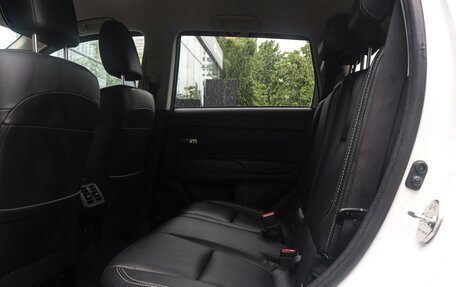 Mitsubishi Outlander III рестайлинг 3, 2019 год, 2 475 000 рублей, 10 фотография