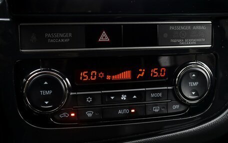 Mitsubishi Outlander III рестайлинг 3, 2019 год, 2 475 000 рублей, 18 фотография