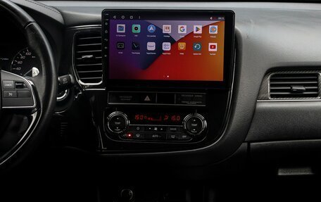 Mitsubishi Outlander III рестайлинг 3, 2019 год, 2 475 000 рублей, 12 фотография