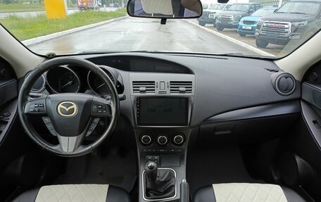 Mazda 3, 2011 год, 670 000 рублей, 17 фотография
