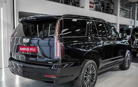 Cadillac Escalade V, 2025 год, 23 000 000 рублей, 8 фотография