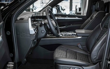 Cadillac Escalade V, 2025 год, 23 000 000 рублей, 18 фотография