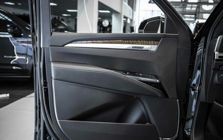 Cadillac Escalade V, 2025 год, 23 000 000 рублей, 16 фотография