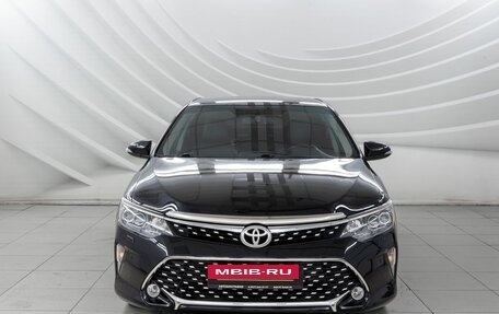 Toyota Camry, 2017 год, 2 448 000 рублей, 2 фотография