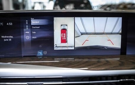 Cadillac Escalade V, 2025 год, 23 000 000 рублей, 34 фотография