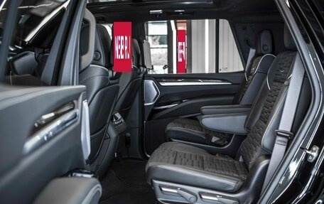 Cadillac Escalade V, 2025 год, 23 000 000 рублей, 23 фотография