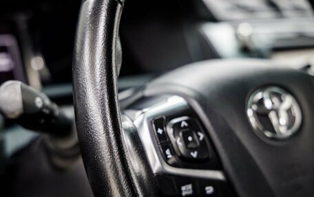 Toyota Camry, 2017 год, 2 448 000 рублей, 16 фотография