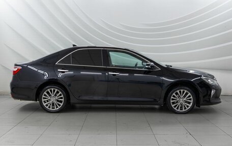 Toyota Camry, 2017 год, 2 448 000 рублей, 8 фотография
