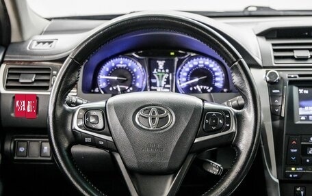 Toyota Camry, 2017 год, 2 448 000 рублей, 18 фотография