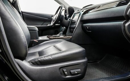 Toyota Camry, 2017 год, 2 448 000 рублей, 36 фотография