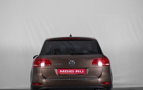 Volkswagen Touareg III, 2013 год, 1 899 000 рублей, 6 фотография