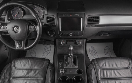 Volkswagen Touareg III, 2013 год, 1 899 000 рублей, 8 фотография