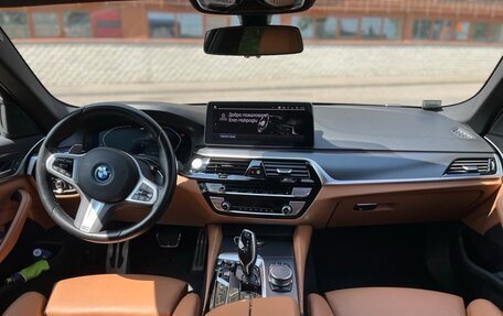BMW 5 серия, 2021 год, 4 590 000 рублей, 25 фотография