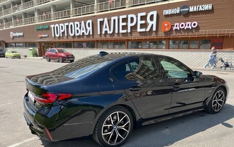 BMW 5 серия, 2021 год, 4 590 000 рублей, 17 фотография