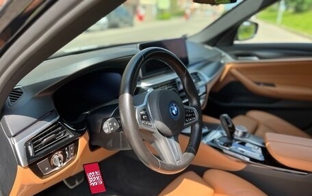 BMW 5 серия, 2021 год, 4 590 000 рублей, 23 фотография