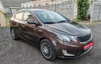 KIA Rio III рестайлинг, 2014 год, 920 000 рублей, 1 фотография