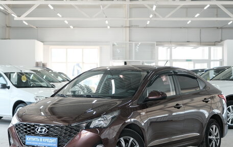 Hyundai Solaris II рестайлинг, 2021 год, 1 569 000 рублей, 3 фотография