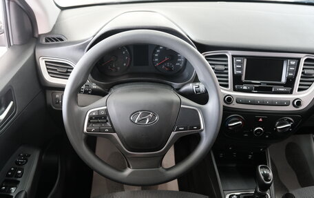 Hyundai Solaris II рестайлинг, 2021 год, 1 569 000 рублей, 12 фотография