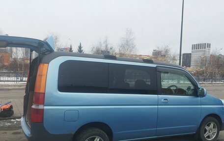 Honda Stepwgn II рестайлинг, 2001 год, 650 000 рублей, 3 фотография