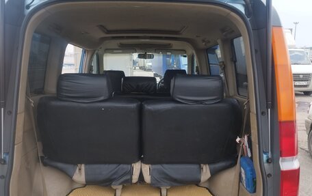 Honda Stepwgn II рестайлинг, 2001 год, 650 000 рублей, 9 фотография