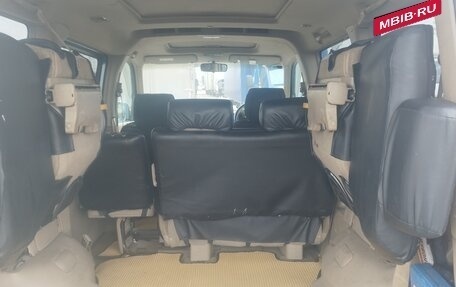 Honda Stepwgn II рестайлинг, 2001 год, 650 000 рублей, 13 фотография
