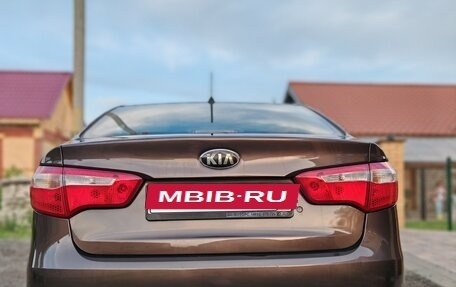 KIA Rio III рестайлинг, 2014 год, 920 000 рублей, 13 фотография
