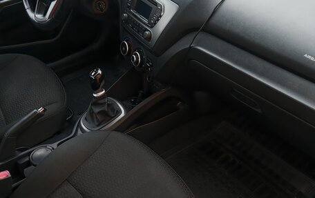 KIA Rio III рестайлинг, 2014 год, 920 000 рублей, 20 фотография
