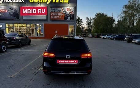 Volkswagen Golf VII, 2019 год, 1 850 000 рублей, 7 фотография