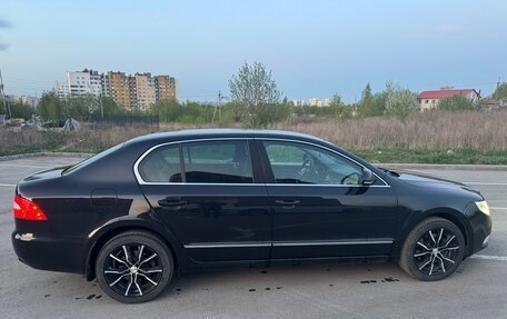 Skoda Superb III рестайлинг, 2011 год, 1 290 000 рублей, 7 фотография