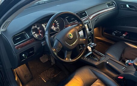 Skoda Superb III рестайлинг, 2011 год, 1 290 000 рублей, 13 фотография
