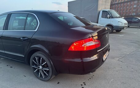 Skoda Superb III рестайлинг, 2011 год, 1 290 000 рублей, 9 фотография
