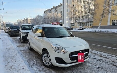 Suzuki Swift V, 2021 год, 1 400 000 рублей, 2 фотография