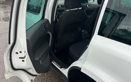 Skoda Yeti I рестайлинг, 2016 год, 1 180 000 рублей, 19 фотография