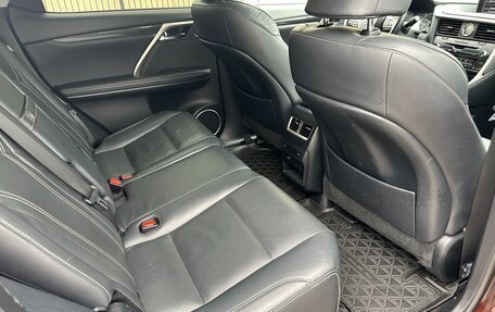 Lexus RX IV рестайлинг, 2018 год, 4 650 000 рублей, 21 фотография