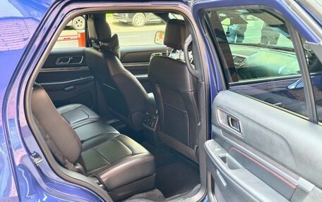 Ford Explorer VI, 2017 год, 2 850 000 рублей, 10 фотография