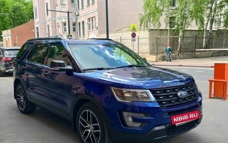 Ford Explorer VI, 2017 год, 2 850 000 рублей, 2 фотография