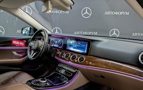 Mercedes-Benz E-Класс, 2019 год, 4 250 000 рублей, 13 фотография