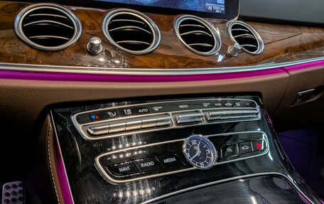 Mercedes-Benz E-Класс, 2019 год, 4 250 000 рублей, 21 фотография